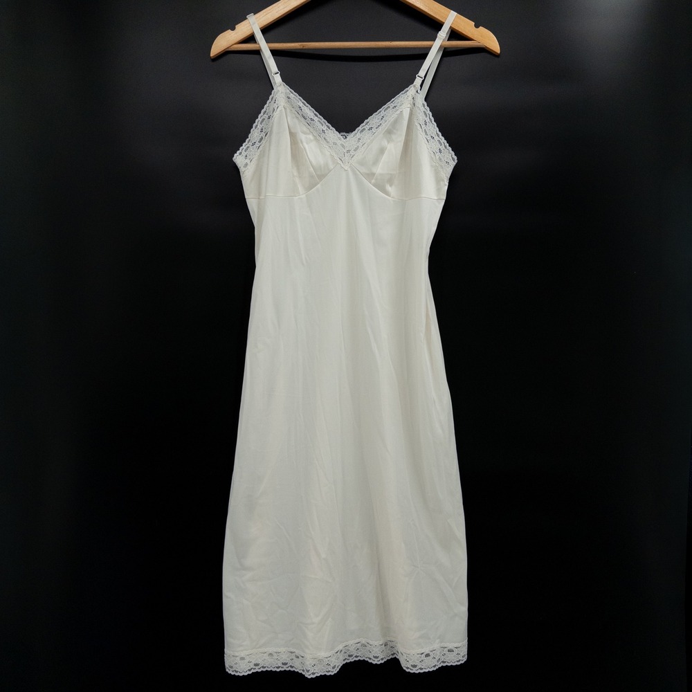 Vintage 60s Vanity Fair Slip Dress Women Small White Lace Bridal Angel Feminine